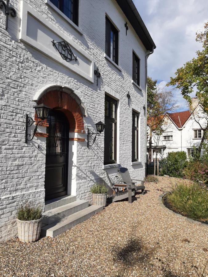 B&B Eikenlaan 12 Генк Екстер'єр фото